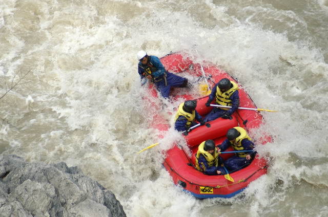 Shimukappu Tomamu Mukawa Rafting