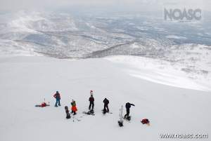NOASC目国内岳バックカントリーツアーです。